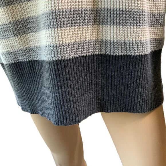 Eddie Bauer Gray Red Striped Highneck Pullover Button Academia Sweater Size XL - Picture 4 of 15